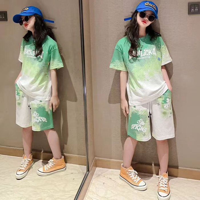 2024 nuevo traje casual de verano para niños y niños, traje de dos piezas de manga corta de moda de teñido anudado para niñas de verano