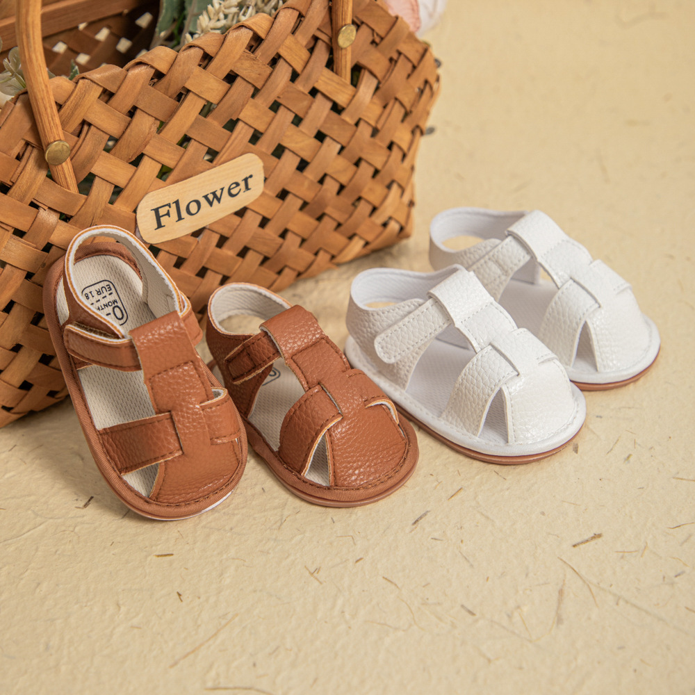 男婴凉鞋