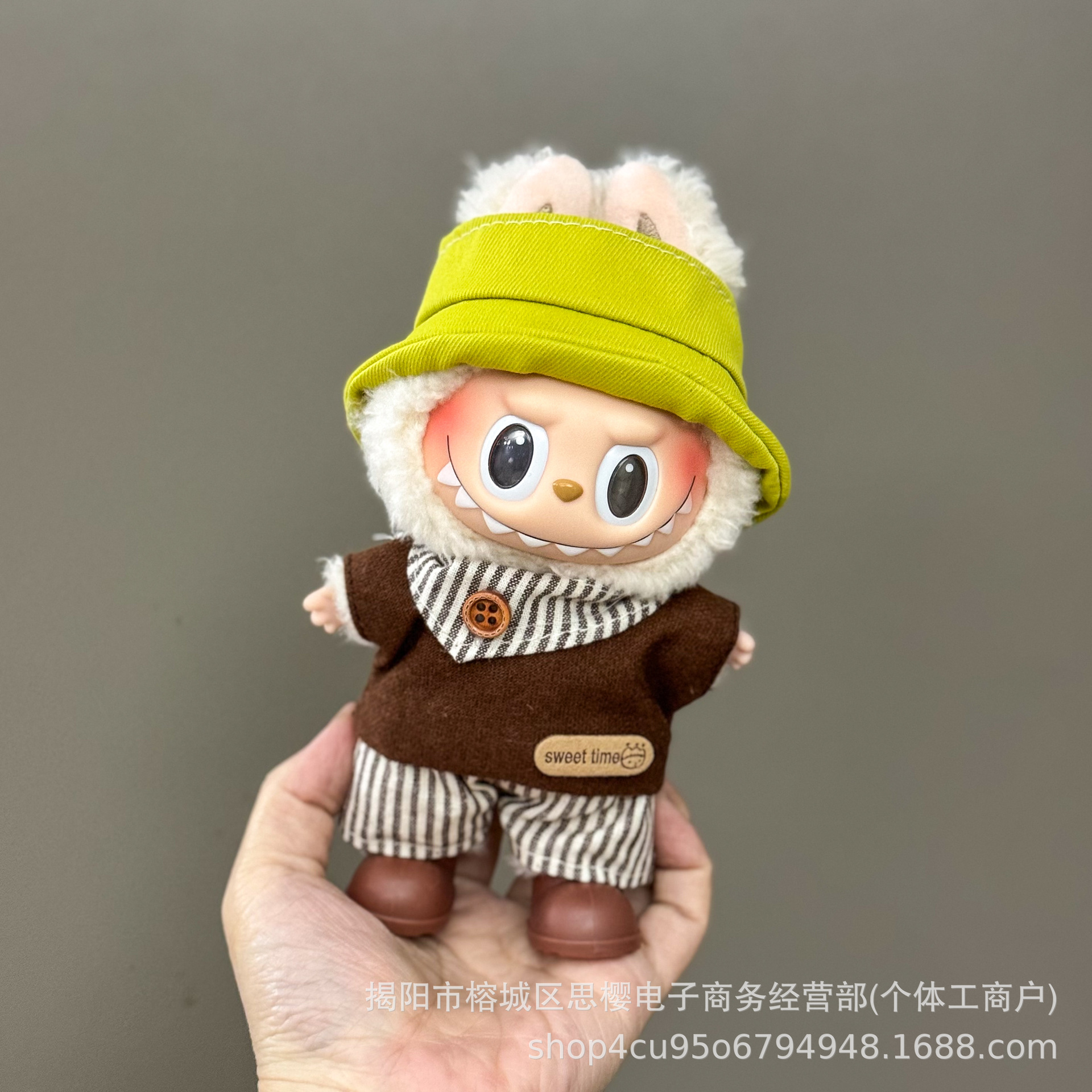 Solo la ropa es adecuada para la ropa de bebé Rabubu de 123 generaciones Labubu ropa colgante de 17cm muñeca traje de felpa falda