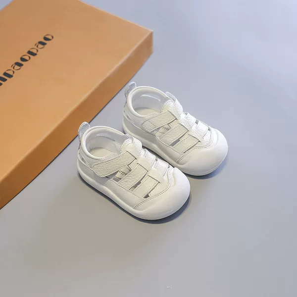 2026 Spring/Summer Genuine Leather Baby Sandals Closed-Toe Soft Sole Toddler Shoes Velcro Infant Shoes Non-Slip Hollow Design