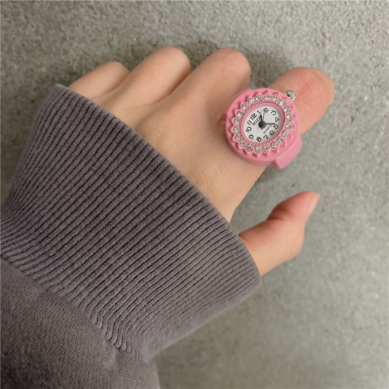 Full powder full diamond round watch