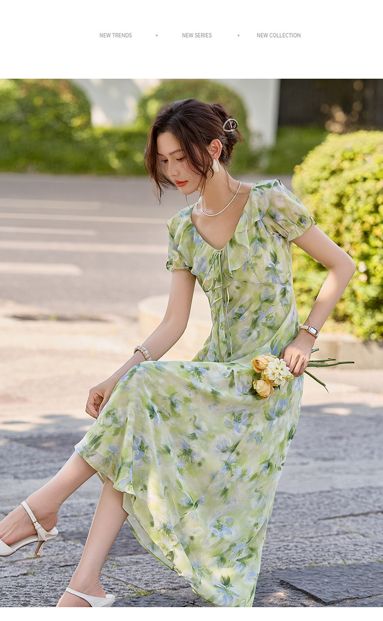 Đầm maxi nữ họa tiết hoa nhí cổ V tay ngắn thắt eo — Lá xanh hoa lan chi tiết 18