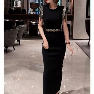 法式复古浪漫高端气质名媛赫本风修身显瘦黑色连衣裙子女夏季新款