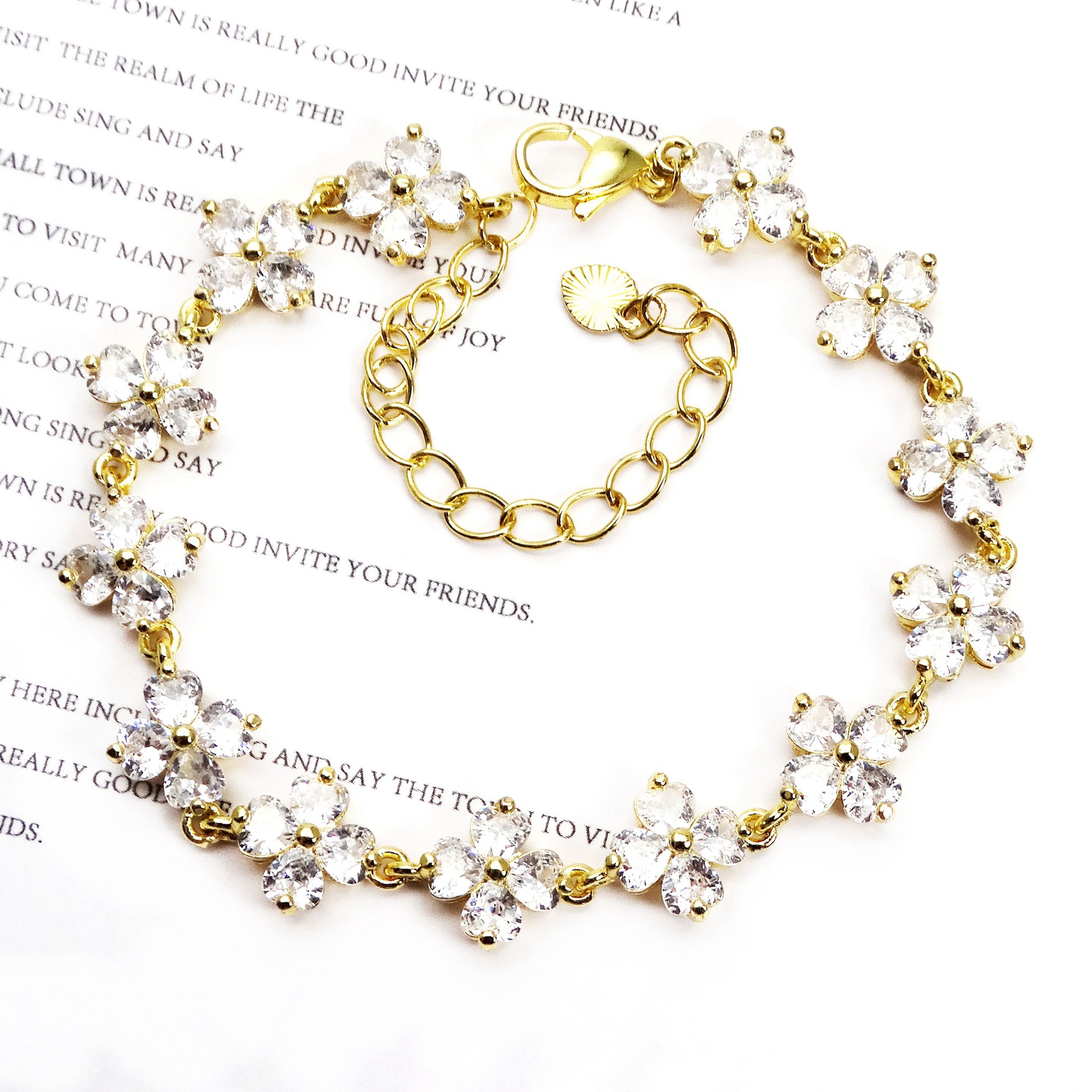 Heart-Shaped Zirconia Bracelet 11