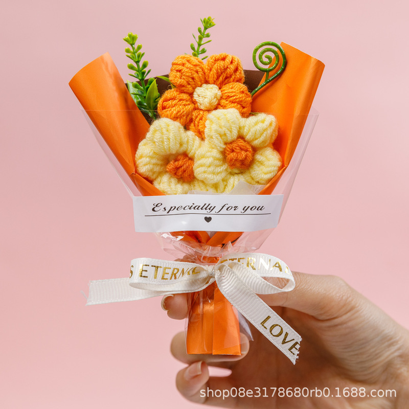 完成したミニウールフラワーは、新鮮でかわいい小さな花束をシミュレートし、誕生日のギフトとしてガールフレンドに贈り、卸売で記念品として贈ることができます。|undefined
