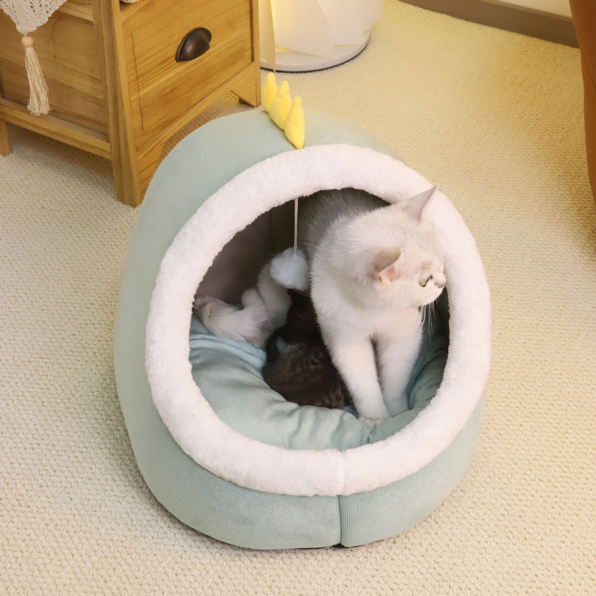 Nido de gatos cuatro estaciones general gato dormido semicerrado gato cama de casa gato gato invierno calentamiento artículos de mascotas