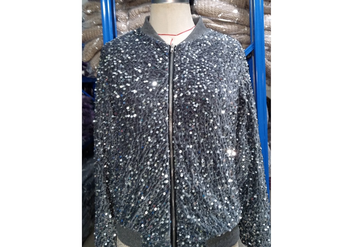 Giacca donna in flanella con paillettes stile elegante_voghion.com