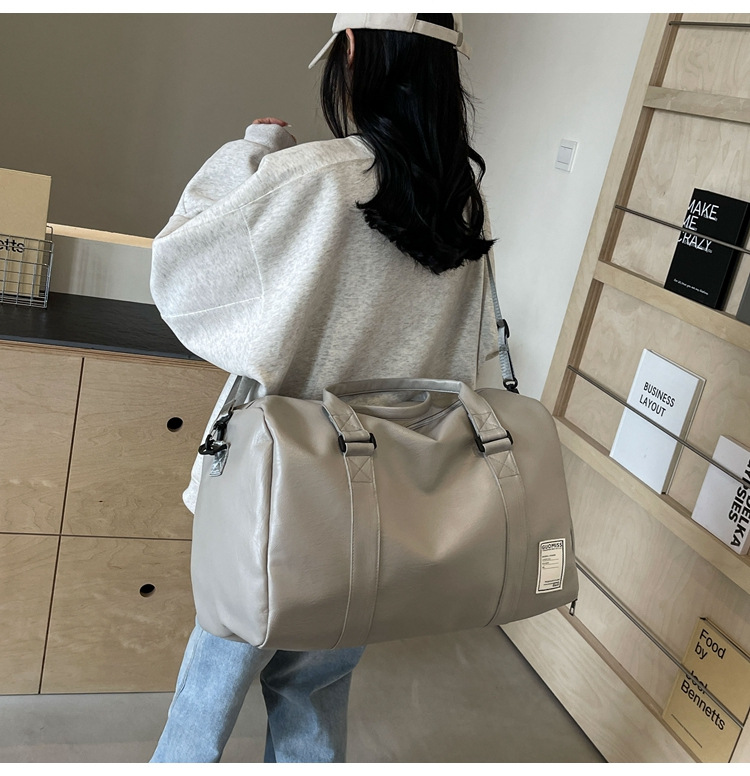 Men's high-end travel bag, large-capacity sports and fitness bag, women's leather travel clothes, luggage bag for men undefined