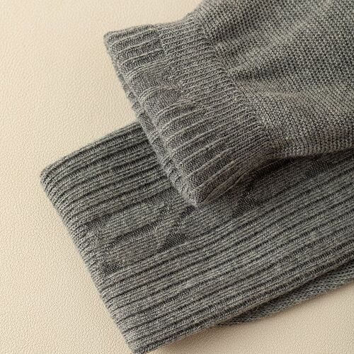 Autumn and winter side twist knee socks women's thigh socks miu Korean high socks pile socks solid color socks