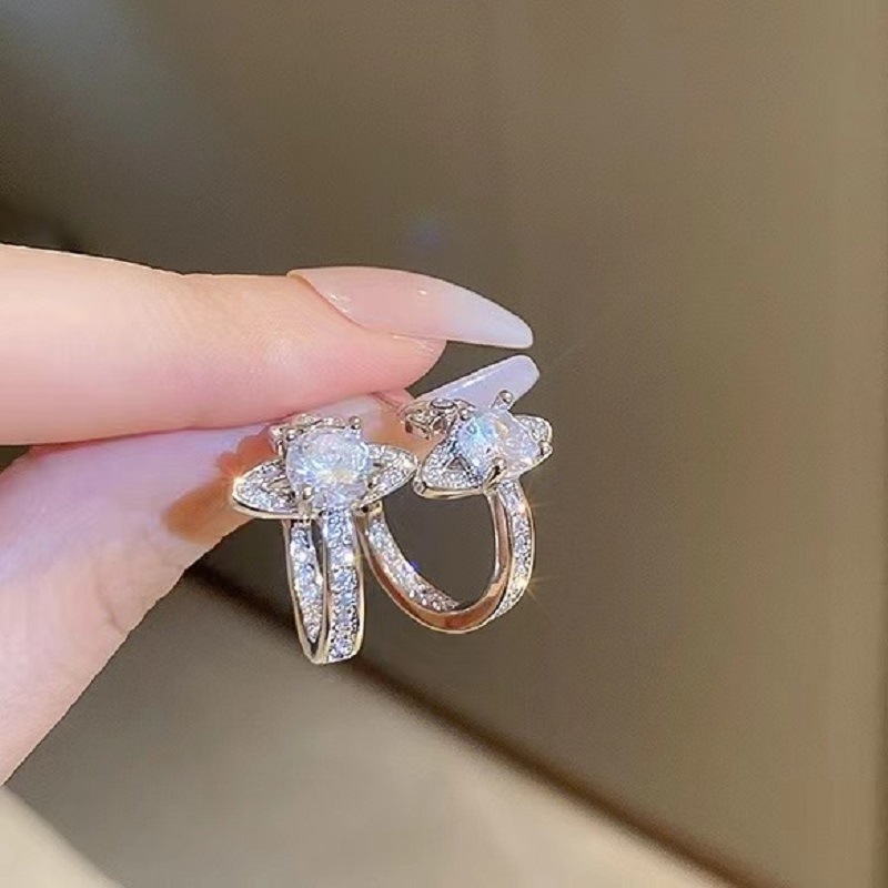 Fashion Geometric Heart Shape Metal Inlay Artificial Pearls Rhinestones Womenu0027S Hoop Earrings 1