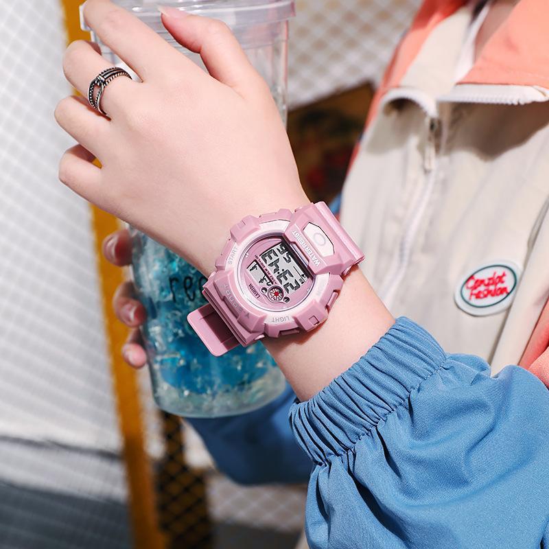 2022 new electronic watch female middle school student girlfriends Korean cute luminous waterproof sports watch factory wholesale
