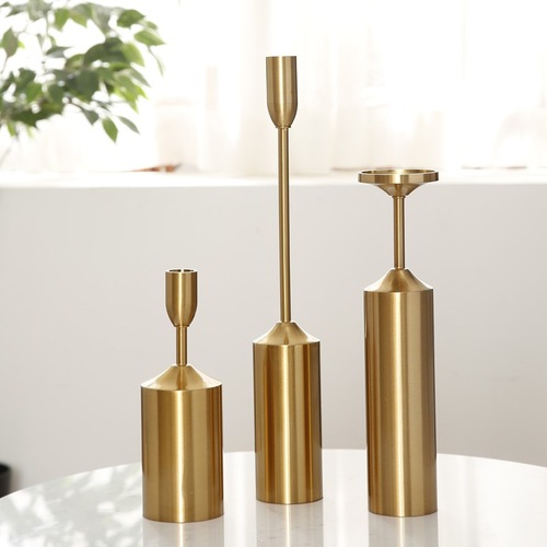 European-style candlestick set of six, metal home furnishing wedding props, candlesticks, home soft furnishing gifts, handicrafts, decorative pieces