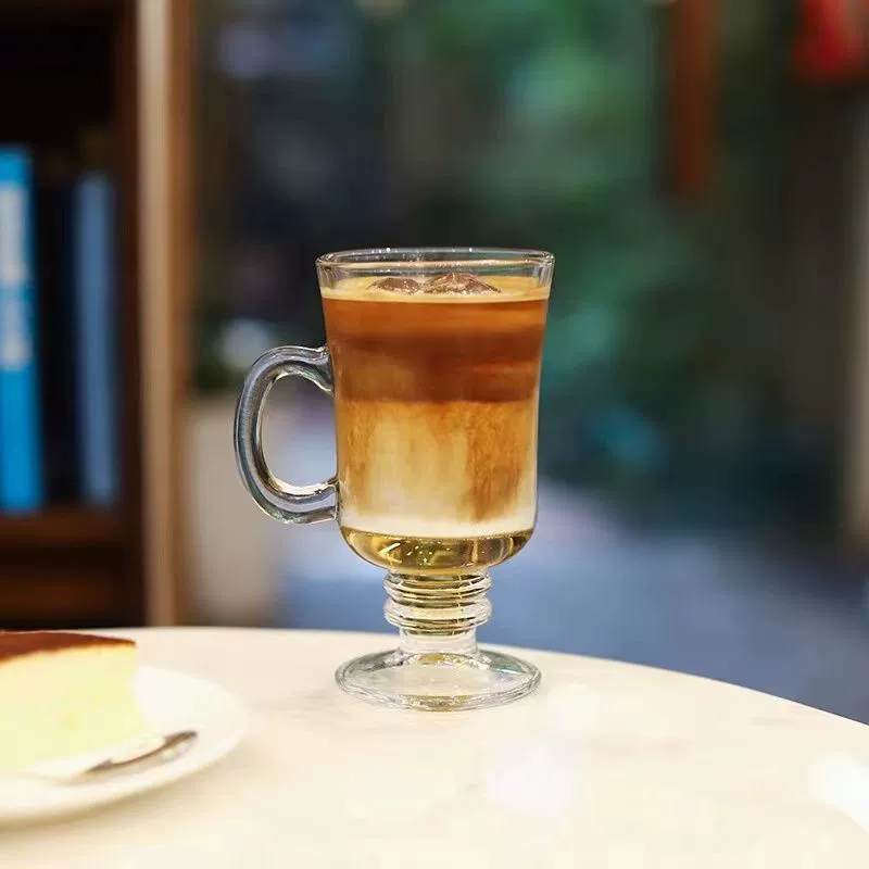 Кофейное горячее и холодное стекло, увеличенная толщина