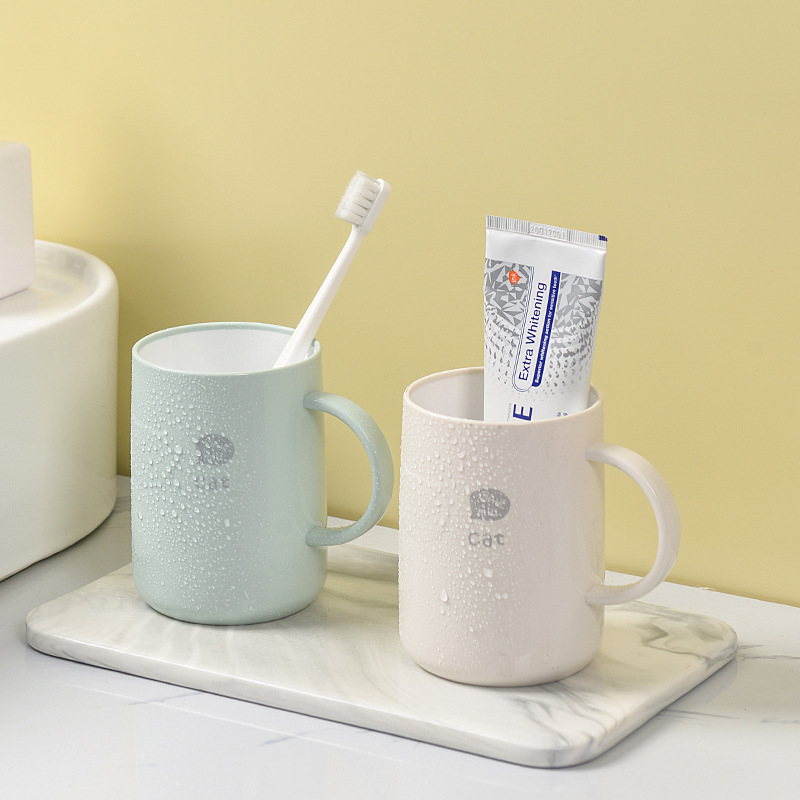 Durable Plastic Toothbrush Cup For Couples With Handle Cartoon Style_voghion.com