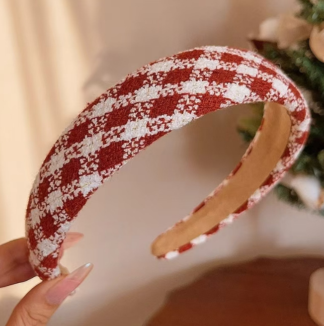 # 182 red houndstooth wide-brimmed headband