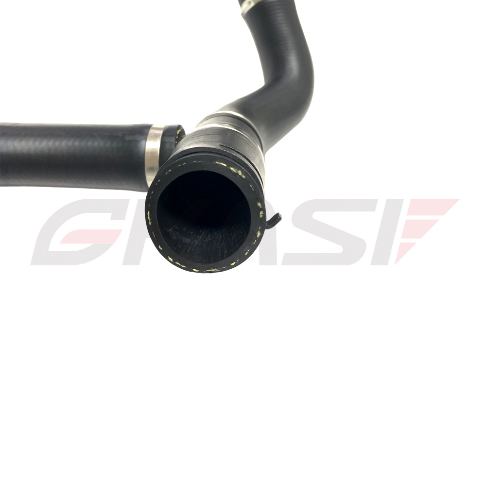 Pch114600 Engine Upper Water Pipe Is Suitable For: Land Rover Defender 2.5 Diesel L316 Old Model 1987-2006
