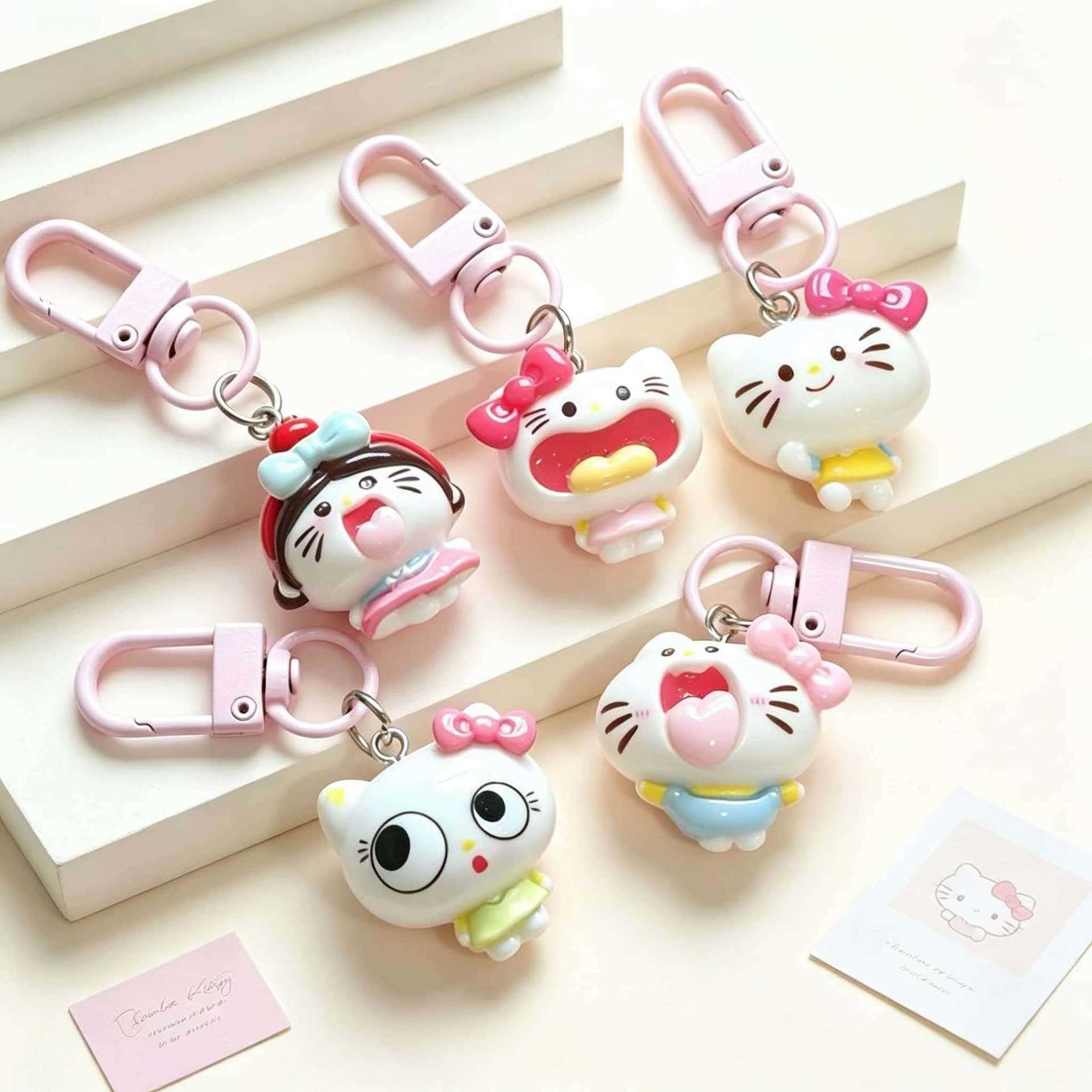 New cute cartoon cat keychain with funny expressions, a charming accessory for bags and backpacks, perfect for girls and best friends