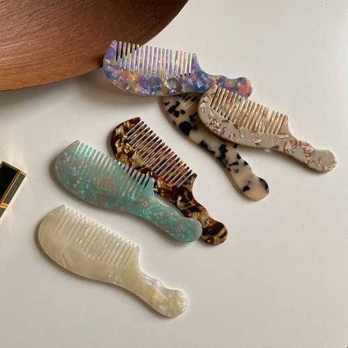Refined and beautiful~portable~small comb that can be carried in your bag Korean ink tortoise shell color acetate board hair comb