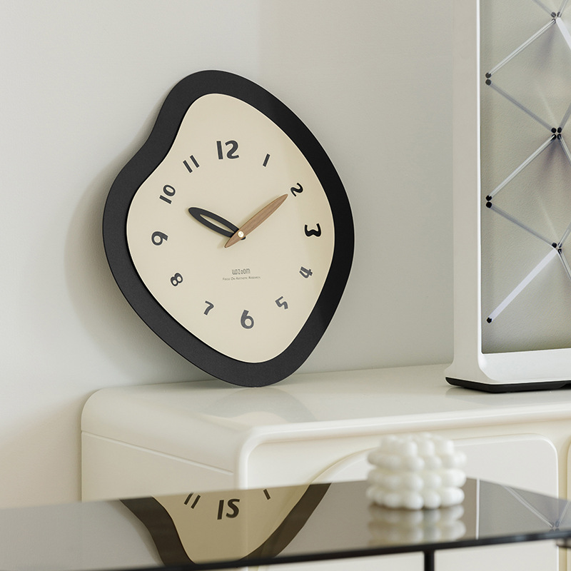 Wozoom House Quasi-Artist Home Living Room Swing Wall Clock Simple Wall Hanging Clock Creative Wall Decoration