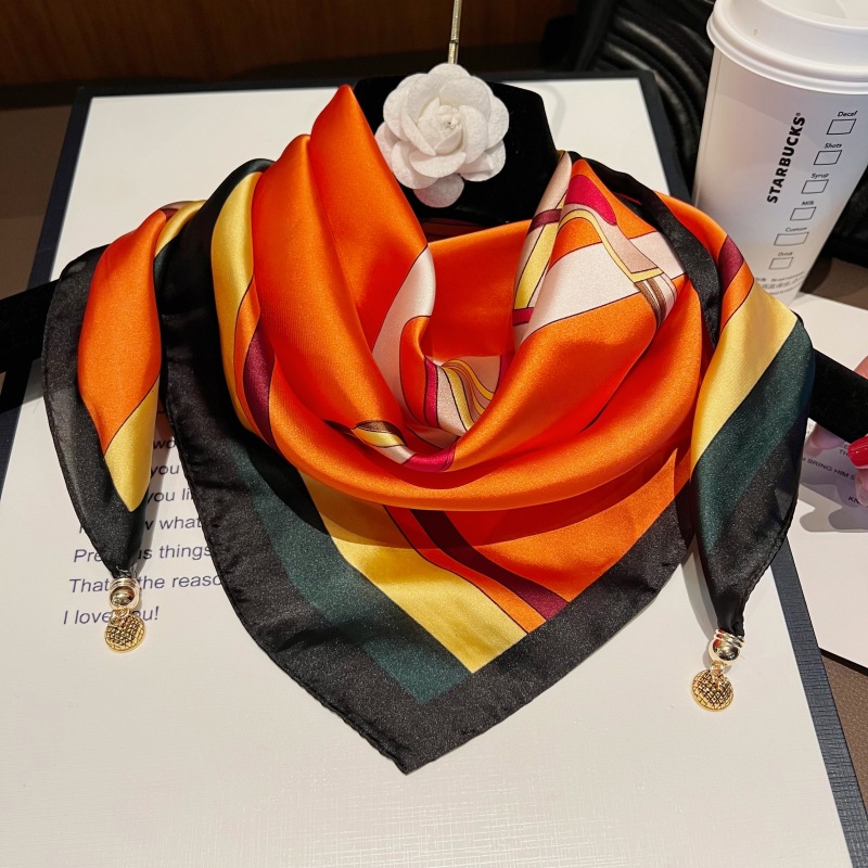주황색 말--[자석 새틴 스퀘어 스카프]