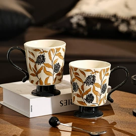 陶瓷杯;碗;咖啡杯