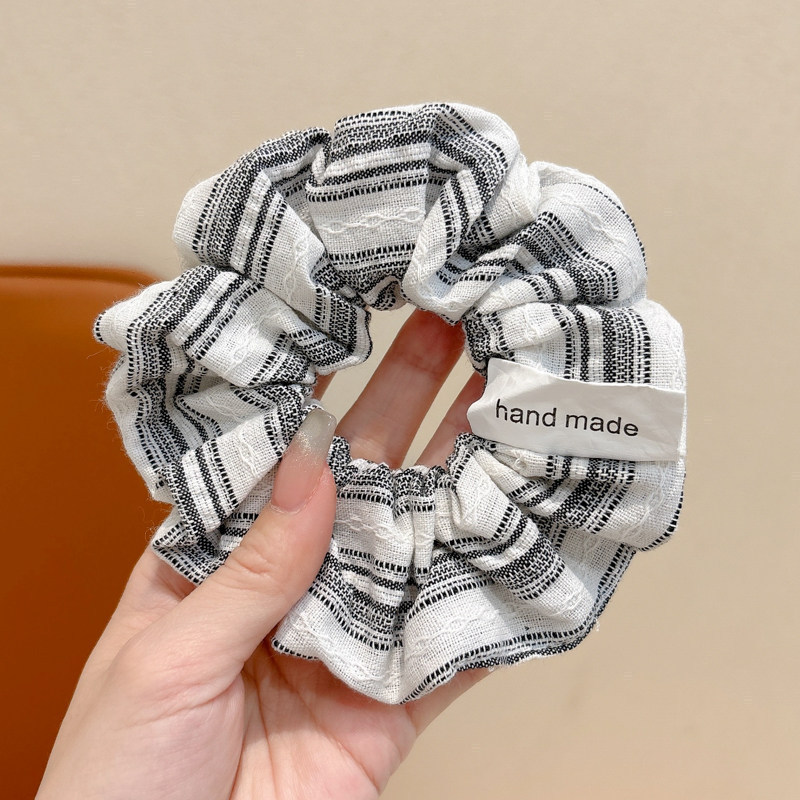 Satín coreano anillo de cabello de intestino grande mujer de moda cuerda de cabeza de alta calidad temperamento flor de cabello bola de cabello toque de cabeza