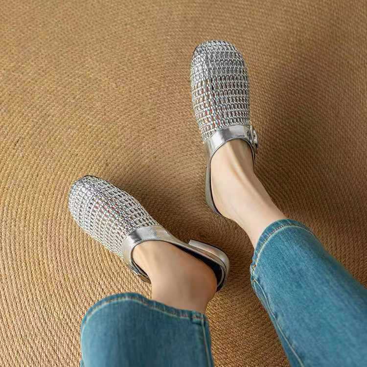 은