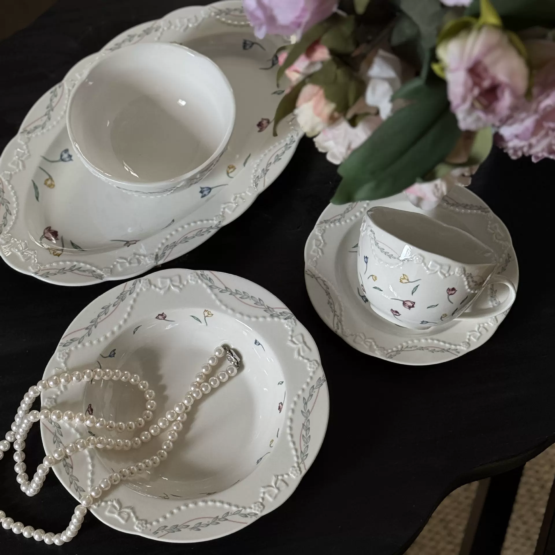 法式在逃公主绝美浮雕花卉陶瓷盘碗甜品盘汤盘餐具套装 现货批发