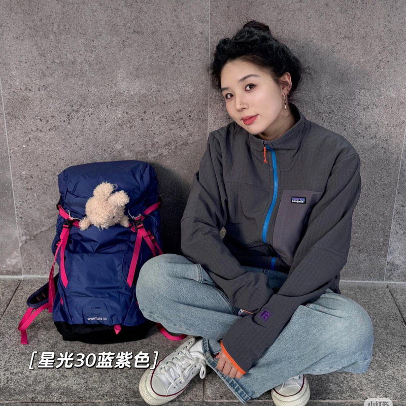 Cross-border foreign trade Bata autumn classic outdoor casual R2 color-block soft shell jacket with stand-up collar, unisex couple style Cross-border foreign trade Bata autumn classic outdoor casual R2 color-block soft shell jacket with stand-up collar, unisex couple style