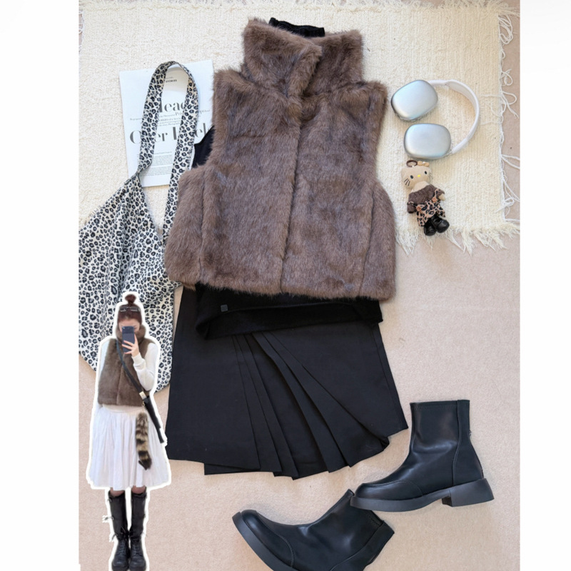 In-Stock/In-Stock Items: Comfortable Basic Versatile Slim-Fit Faux Mink Fur Vest for Layering In-Stock/In-Stock Items: Comfortable Basic Versatile Slim-Fit Faux Mink Fur Vest for Layering