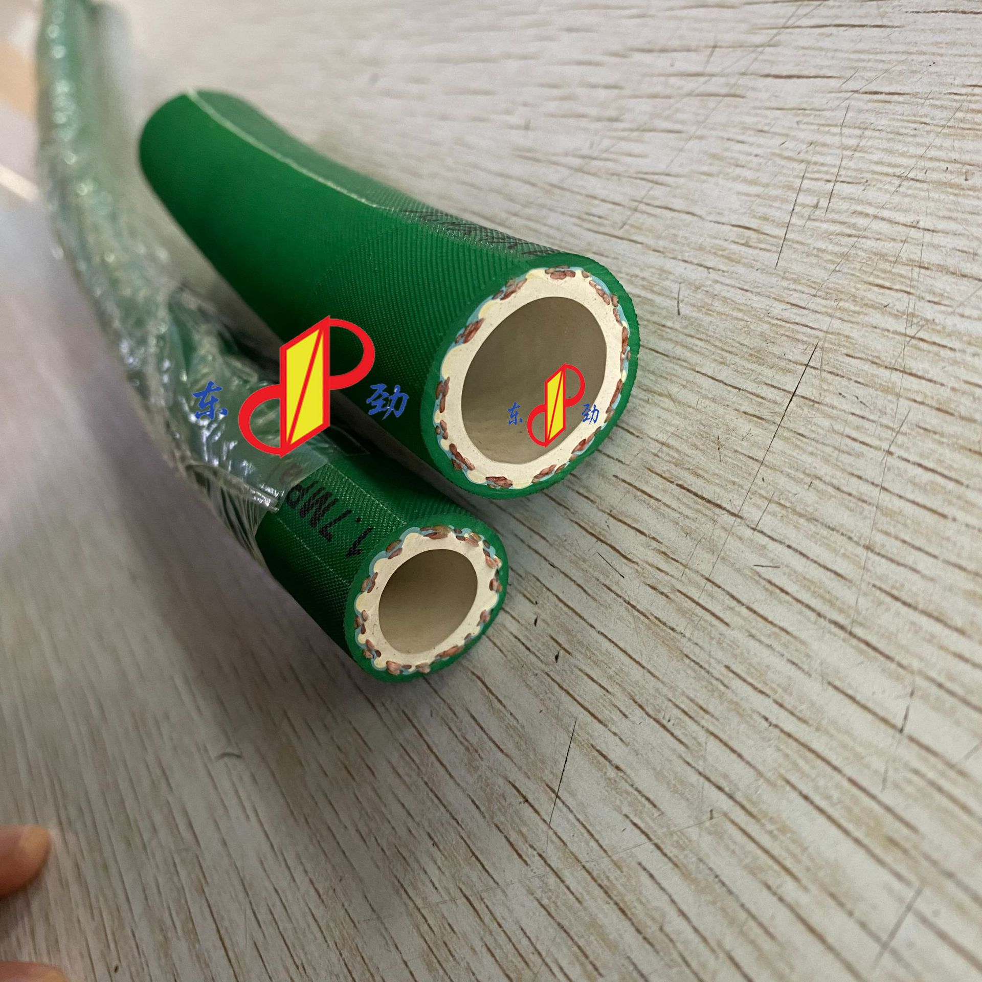 ̼ɫ̼Ӧ¯͵ѹ9ǧ ¯̼ԵˮDN20