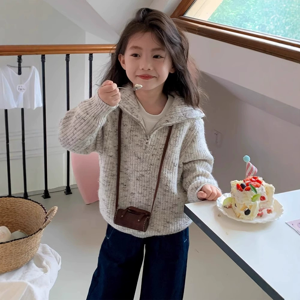 Свитер для девочек осень-зима 2024 новая корейская девушка дух осенний костюм детский дизайн на молнии трикотажный топ прилив