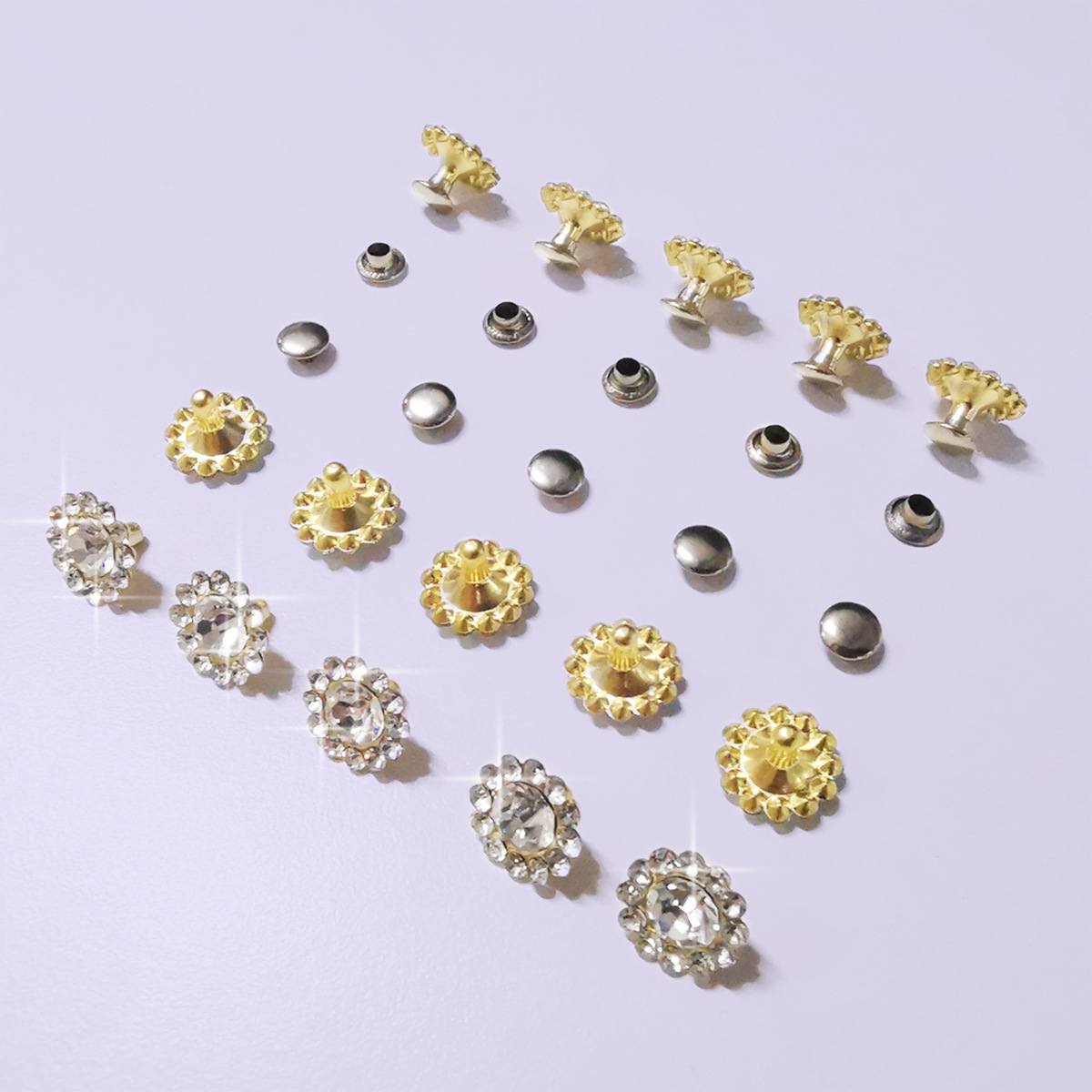 镶钻太阳花撞钉