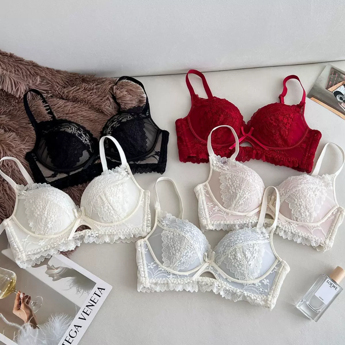 原版内衣女小胸聚拢显大胸罩侧收副乳甜美防下垂蕾丝文胸套装红色