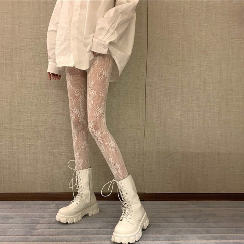 Lolita Hollow Lace Fishnet Stockings Jacquard Pantyhose Lolita Retro Floral White Black Stockings for Women Lolita Hollow Lace Fishnet Stockings Jacquard Pantyhose Lolita Retro Floral White Black Stockings for Women