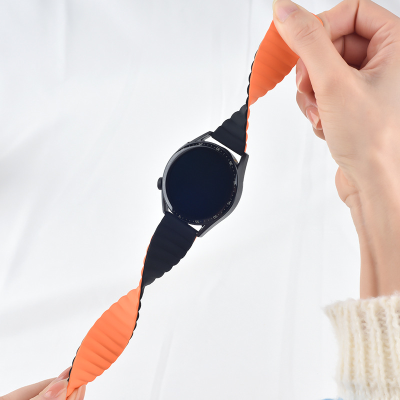 The dual-color magnetic silicone watch strap is compatible with Huawei Watch 5, GT5, Samsung 6, Xiaomi s4, Garmin Universal 20mm and 22mm undefined
