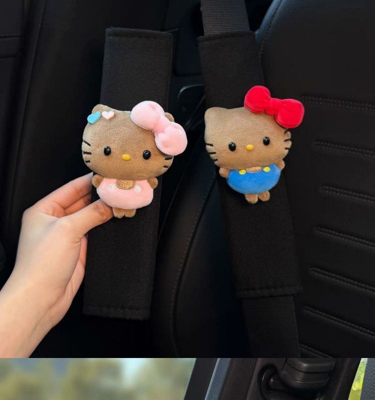 Black Leather Mini Hello Kitty Seatbelt Shoulder Pads, Cute Car Interior Accessories, New Car Gift
