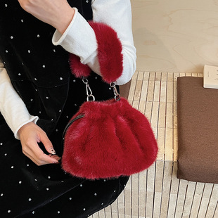 ����ϲ�c�tɫëë���߼���С���OӋб����ɐ�ë�q����б��С��