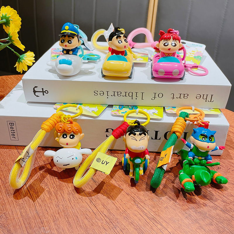 正規版の漫画のクレヨンの小さい新しい公仔のシリーズのキーホルダーのカップルのカバンは自動車のキーチェーンの贈り物の卸売りを飾ります。|undefined