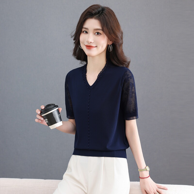 2026 Summer New Fashion Design V-Neck Knit Short-Sleeve Women's High-End Casual Slim-Fit Versatile Skin-Friendly T-Shirt 2026 Summer New Fashion Design V-Neck Knit Short-Sleeve Women's High-End Casual Slim-Fit Versatile Skin-Friendly T-Shirt