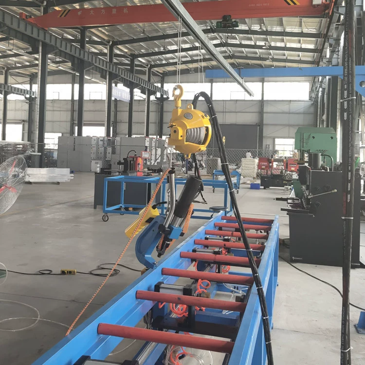 Дверная рама дверная петля самопирсинг клепальная машина, самопирсинг клепальная машина выбрана Erret клепки производитель оборудования SPR