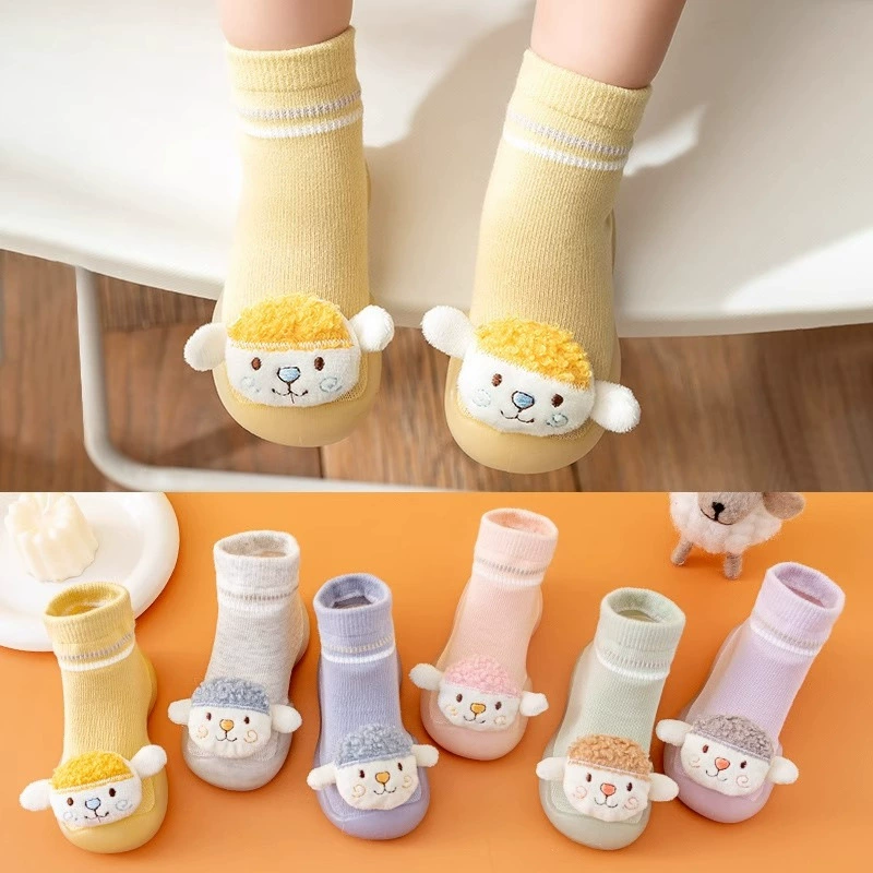 Осенние и зимние детские кроссовки носки весной и осенью на мягком подошве нескользящие в помещении