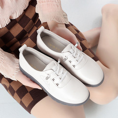 Anti-slip soft sole mother's shoes spring and autumn 2023 new middle-aged and elderly women's shoes lightweight soft leather comfortable casual leather shoes