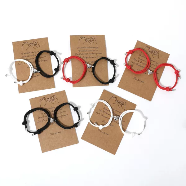 European and American Simple Alloy Heart Magnets Attract Each Other Couple Bracelets, a Pair of Men's and Women's Bracelets, Jewelry Wholesale, Foreign Trade Exclusive