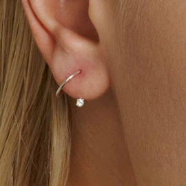 耳钉;戒指;项链