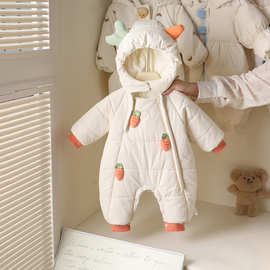 冬季新款儿童加厚草莓连帽哈衣婴儿加绒外出衣服冬天宝宝保暖衣服