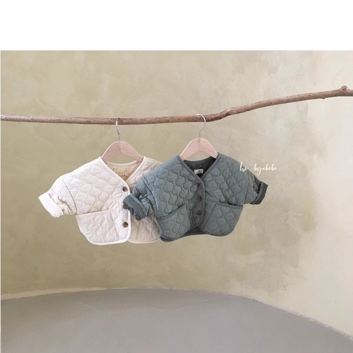 Ropa de algodón acolchado para bebés Ropa de otoño e invierno para bebés Estilo coreano Ropa de algodón acolchado para bebés Abrigo de algodón acolchado para niños Top de manga larga