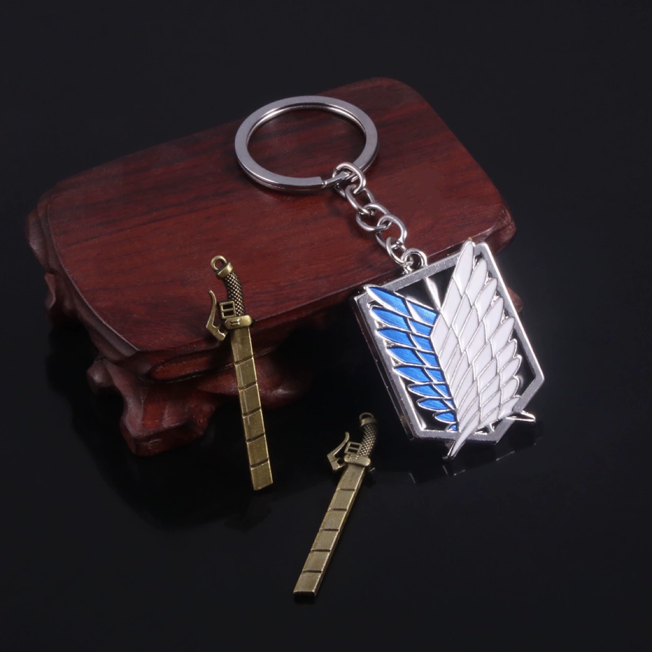 Брелок (Attack on Titan) «Крылья свободы», подвеска из сплава, 8×8×1 см