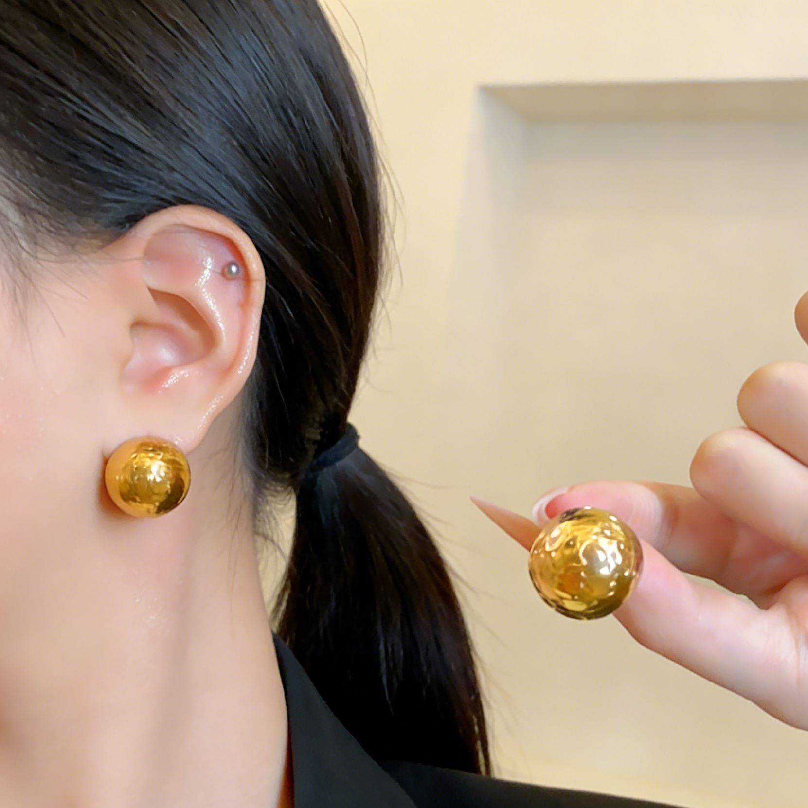 金色半圆肌理感耳夹