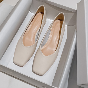 688 Chunky Heel Shoes Women's 2022 New Spring Elegant High Heels Soft Sole Fairy Style Late Night Gentle Shoes